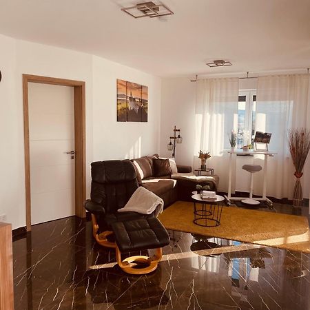 Ferienwohnung-Weinstadt Buitenkant foto