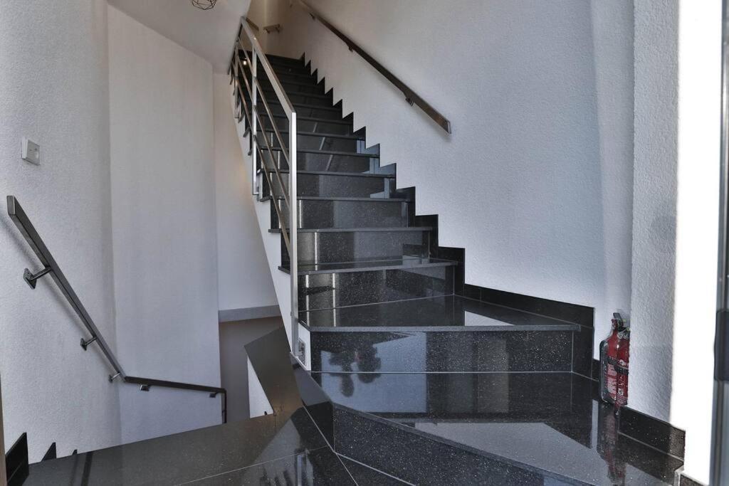 Ferienwohnung-Weinstadt Buitenkant foto